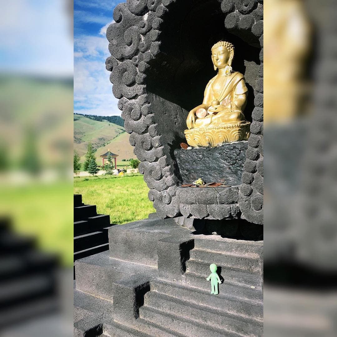 Garden of One Thousand Buddha’s - Image 1