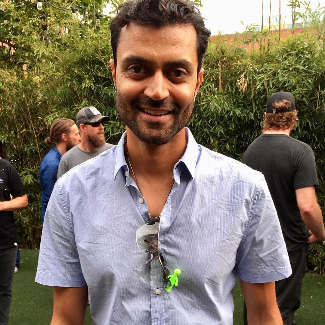 Mahesh Presents - Image 1