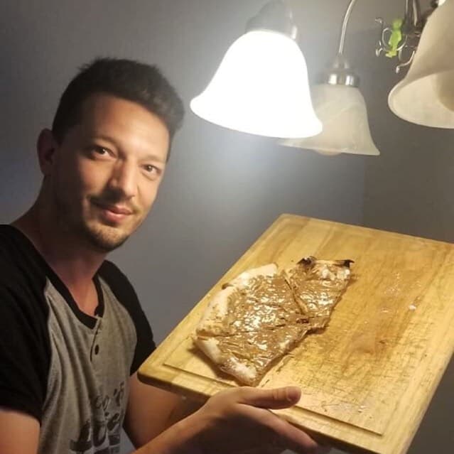 Find the illegal alien 👽👾 - Image 1