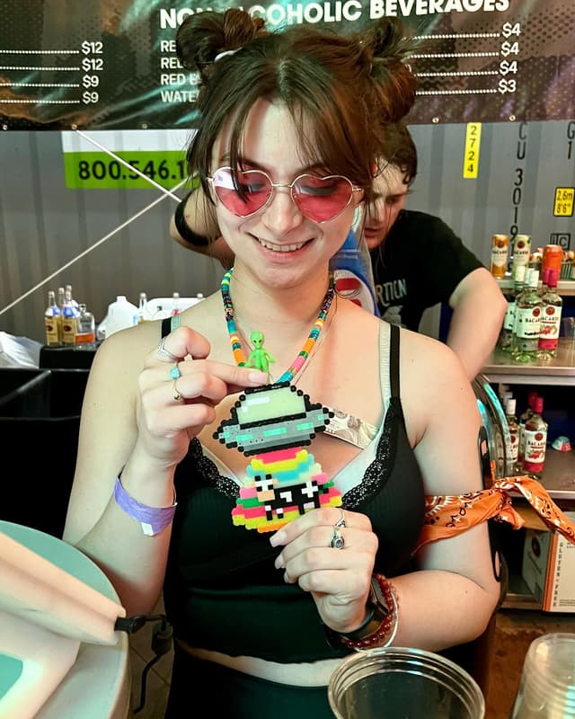 This alien found a spaceship!